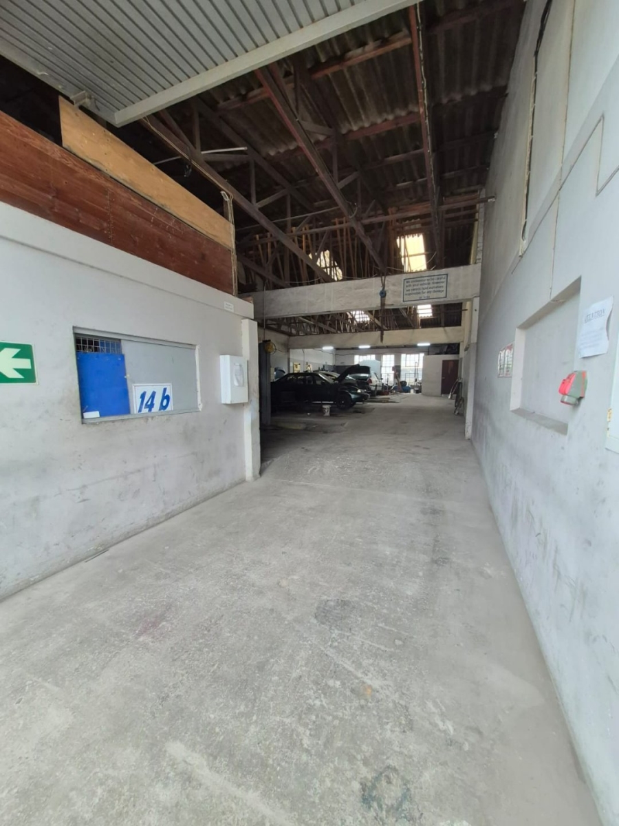 Commercial Property for Sale in Braelyn Industrial Eastern Cape